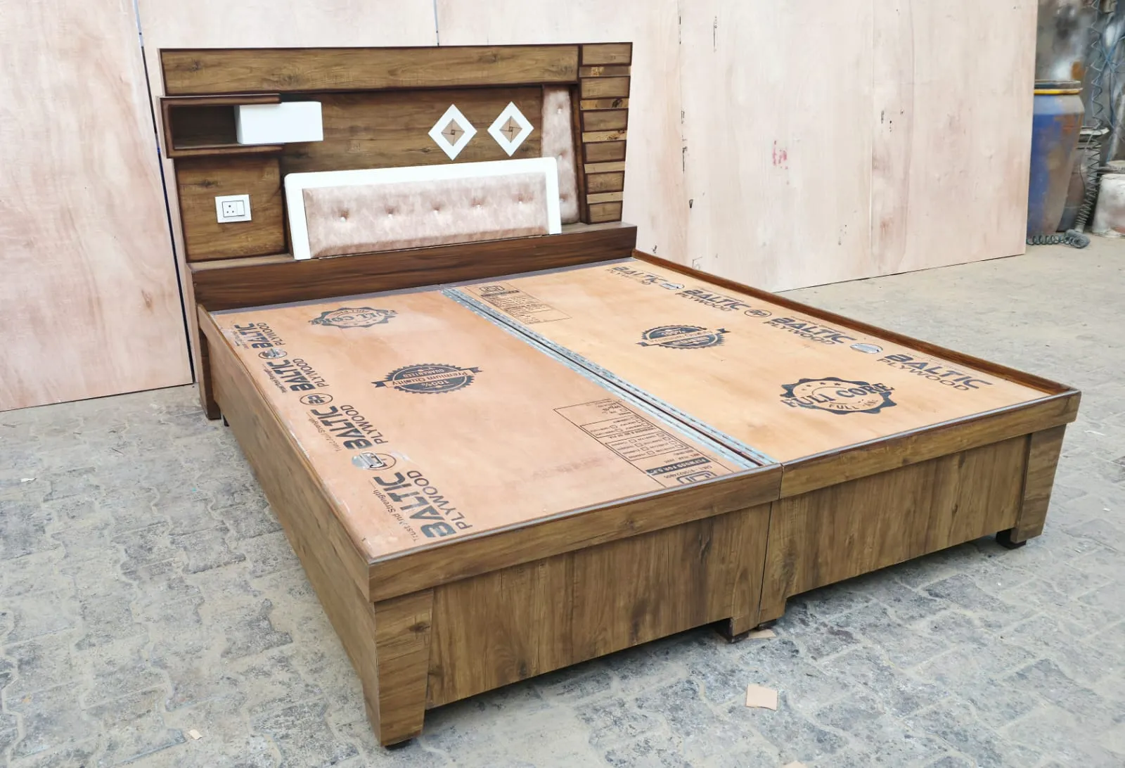 6 Ft Counter Bed by Jangra Furniture Factory