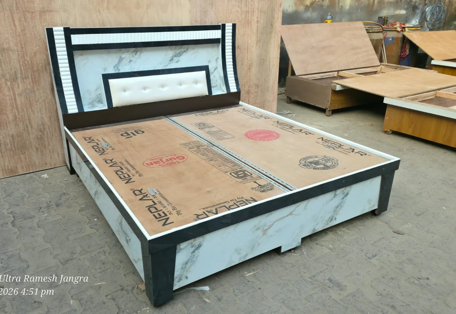 6 Ft Counter Bed design 2 by Jangra Furniture Factory