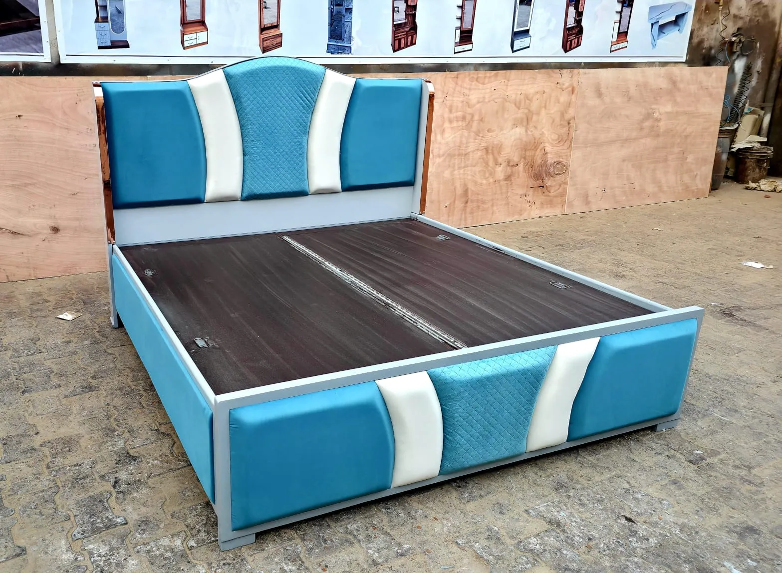 6 Ft Flat Bed by Jangra Furniture Factory