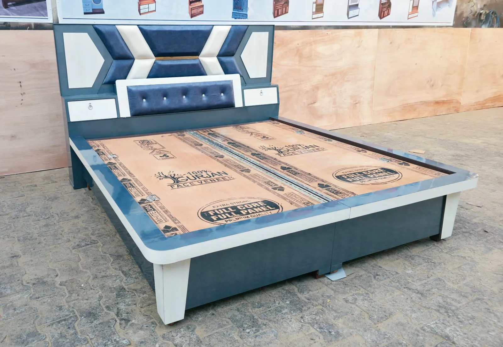 Double Bed Border design 2 by Jangra Furniture Factory